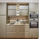 Spacious Apartment In The Heart Of Paris Near Notre-Dame