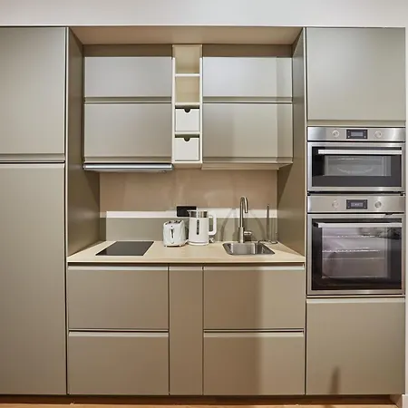Spacious In The Heart Of Near Notre-dame